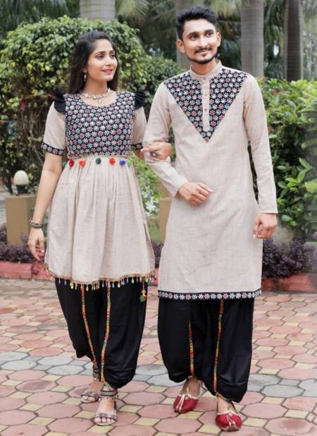 Cream Colour Dholida Couple Celebration navaratree special exclusive feative wear Copule dhoti kedia collection Dholida 02